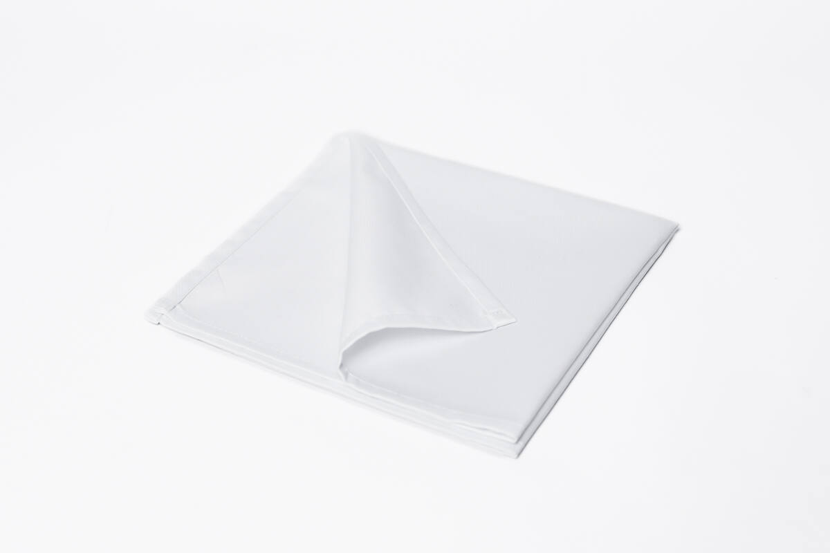 Napkin, 45 x 45 cm
80% polyester / 20% cotton
Weight: 225gsm